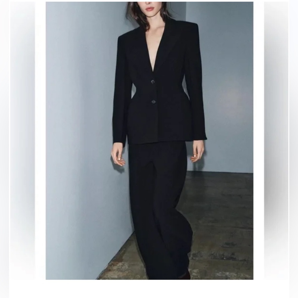 Nwt Zara hourglass fitted waisted blazer